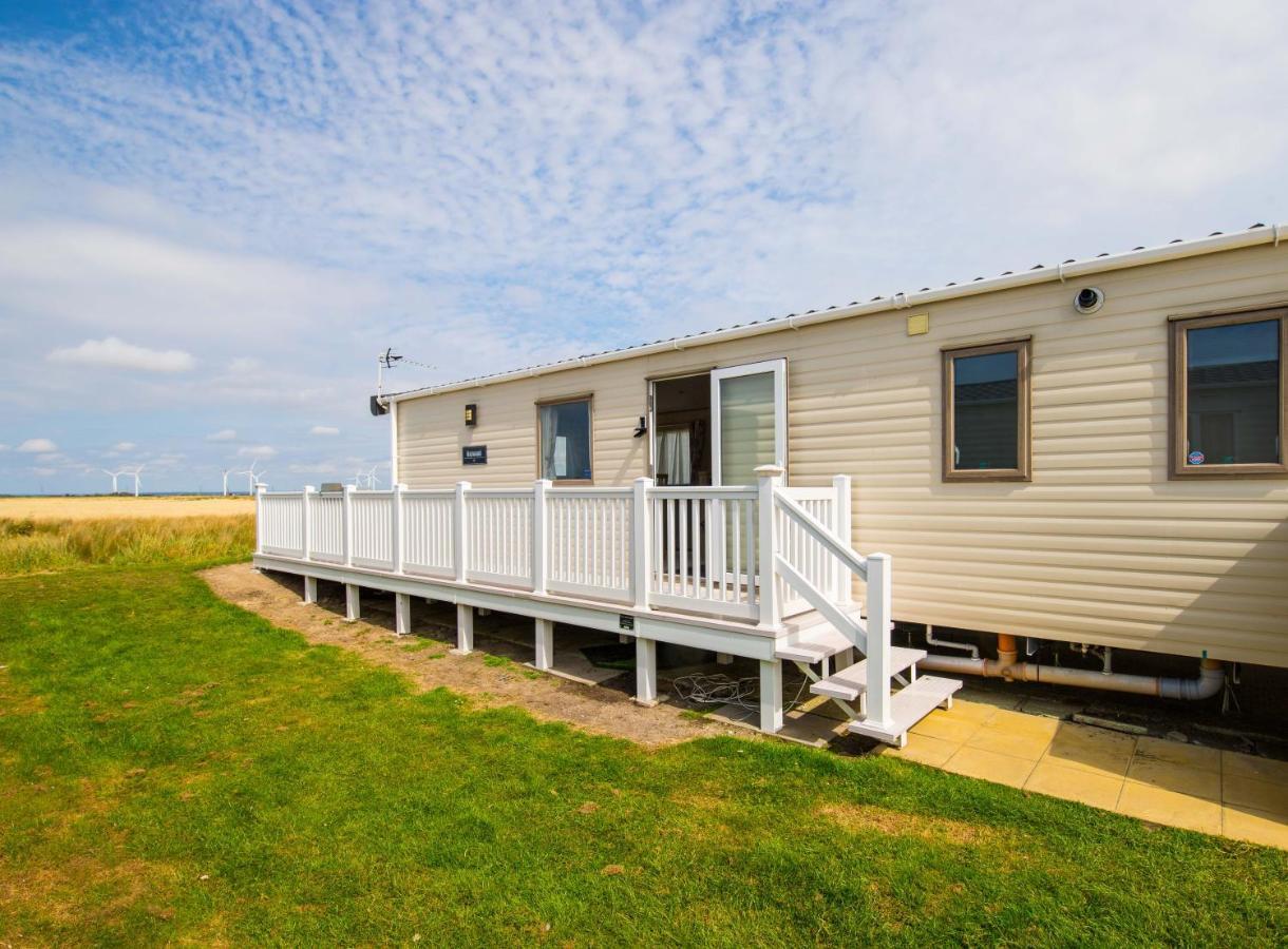River Lodge Platinum Plus Holiday Home With River Views, Free Wifi & Netflix Camber Exterior photo